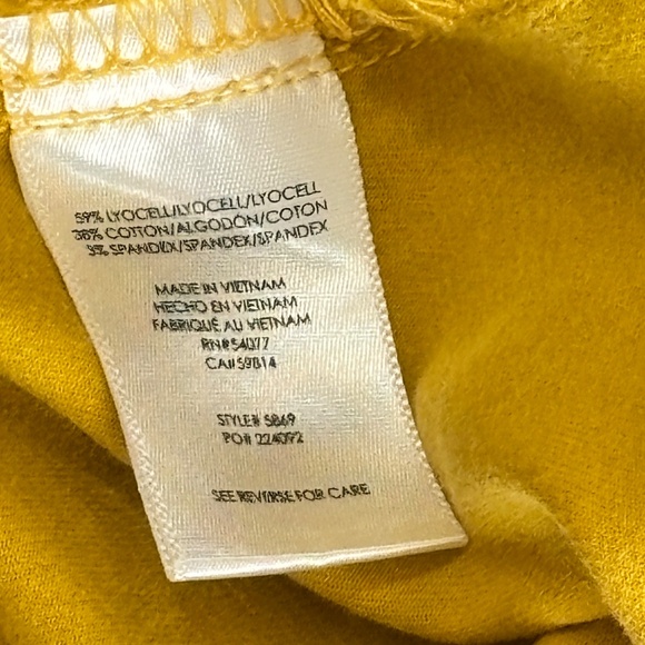 Cabi - Utility Trouser in sulfer (yellow) - Picture 9 of 9